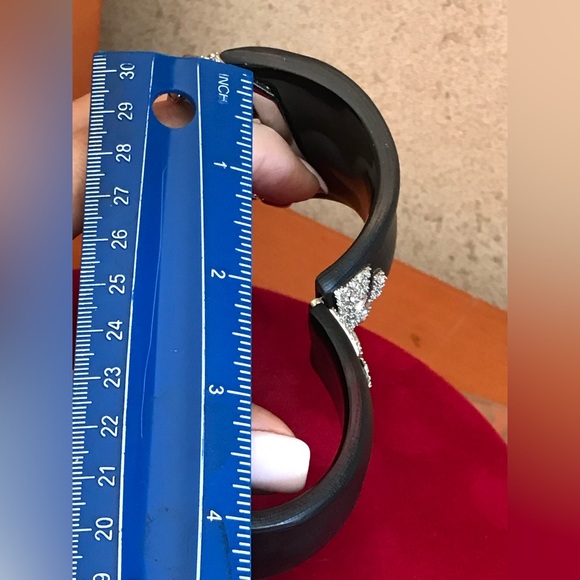 Alexis Bittar Black Lucite Hinged Bracelet with Crystals in Silver Setting. - Picture 9 of 11